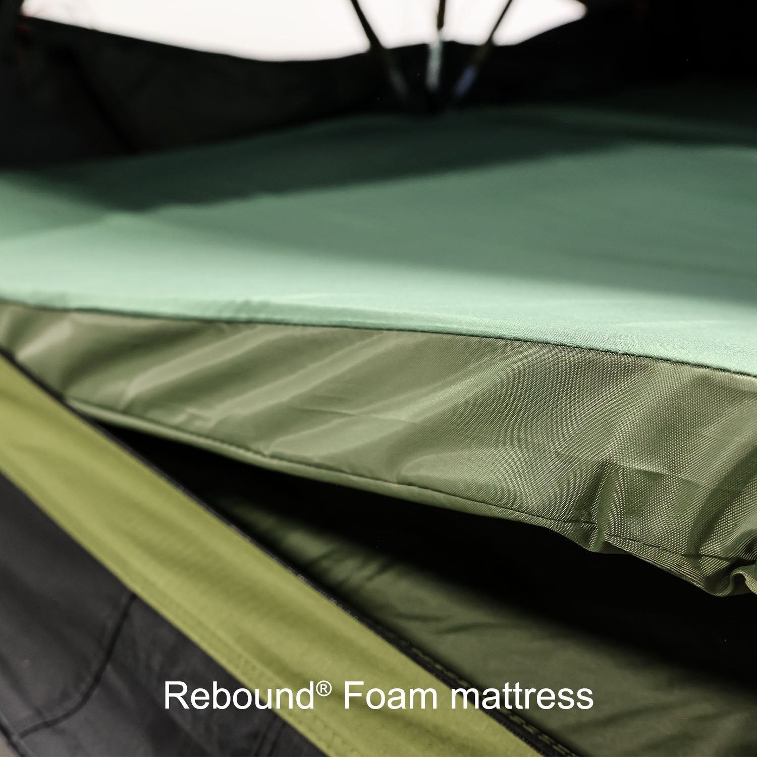 Walkabout 72 2.0 Roof Top Tent Bundle | Sleeps 4 Adults