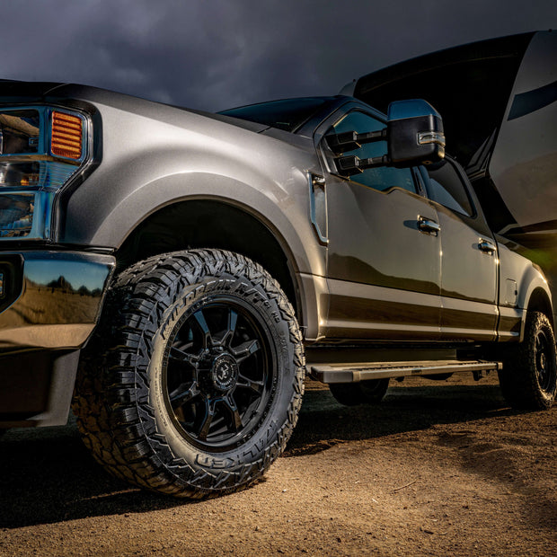 Falken Wildpeak R/T 35X12.50R17/10 - Local Pickup