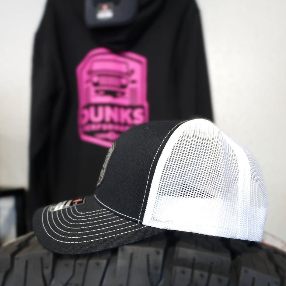 Dunks Performance 2025 Jeep Logo Trucker Hat | Richardson 112